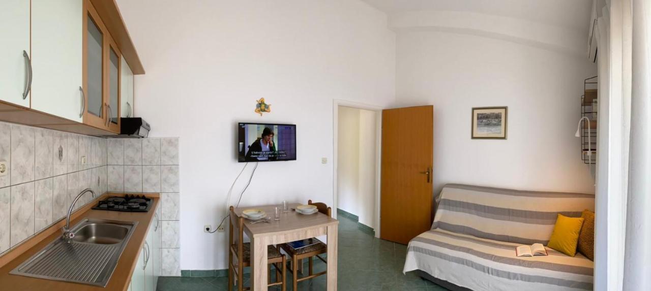 The Ana Apartments 코미자 외부 사진