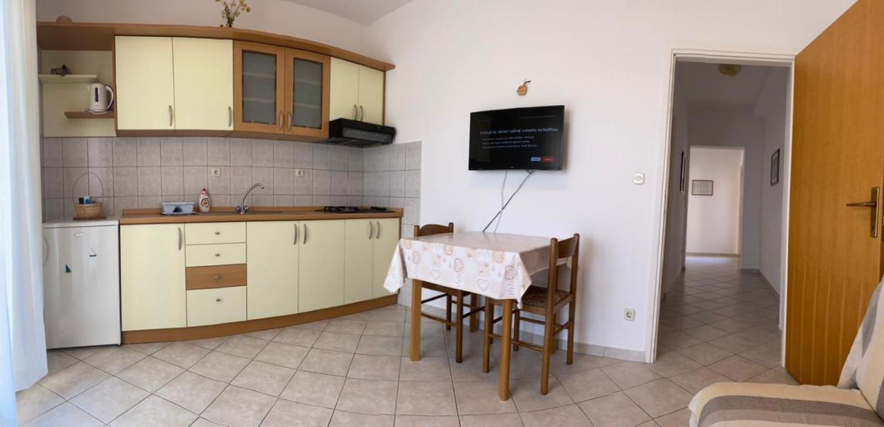 The Ana Apartments 코미자 외부 사진